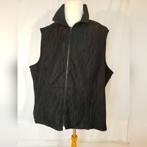 Size 3XL Ladies Black Vest, Full Zip,  Sleeveless, Polyester, Preowned